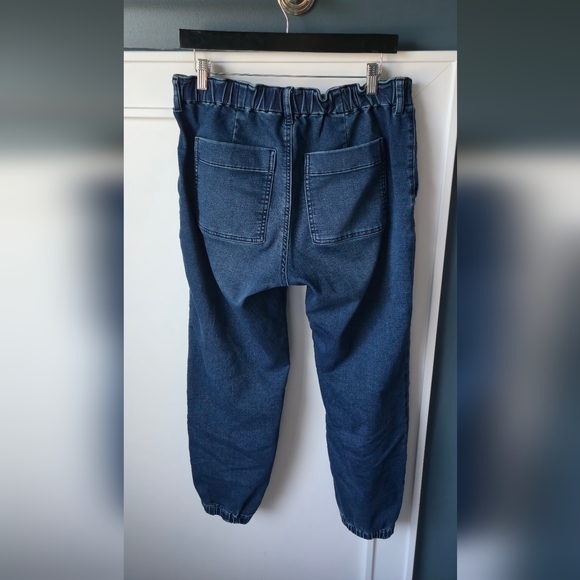 J. Crew Women's Utility jogger jean in signature stretch+ - Picture 4 of 7